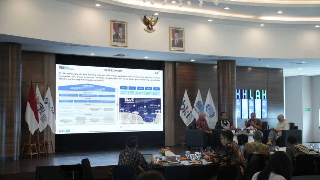 Diskusi panel yang menandai penandatanganan Nota Kesepahaman (MoU) tentang pengembangan jasa konsultasi karbon antara PT Biro Klasifikasi Indonesia (BKI) Persero dan Neyen